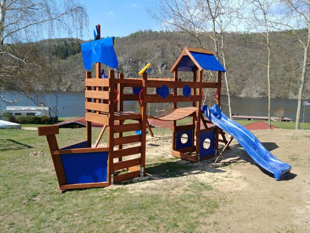 Juniorcamp Nova Zivohost 호텔 Křečovice 외부 사진